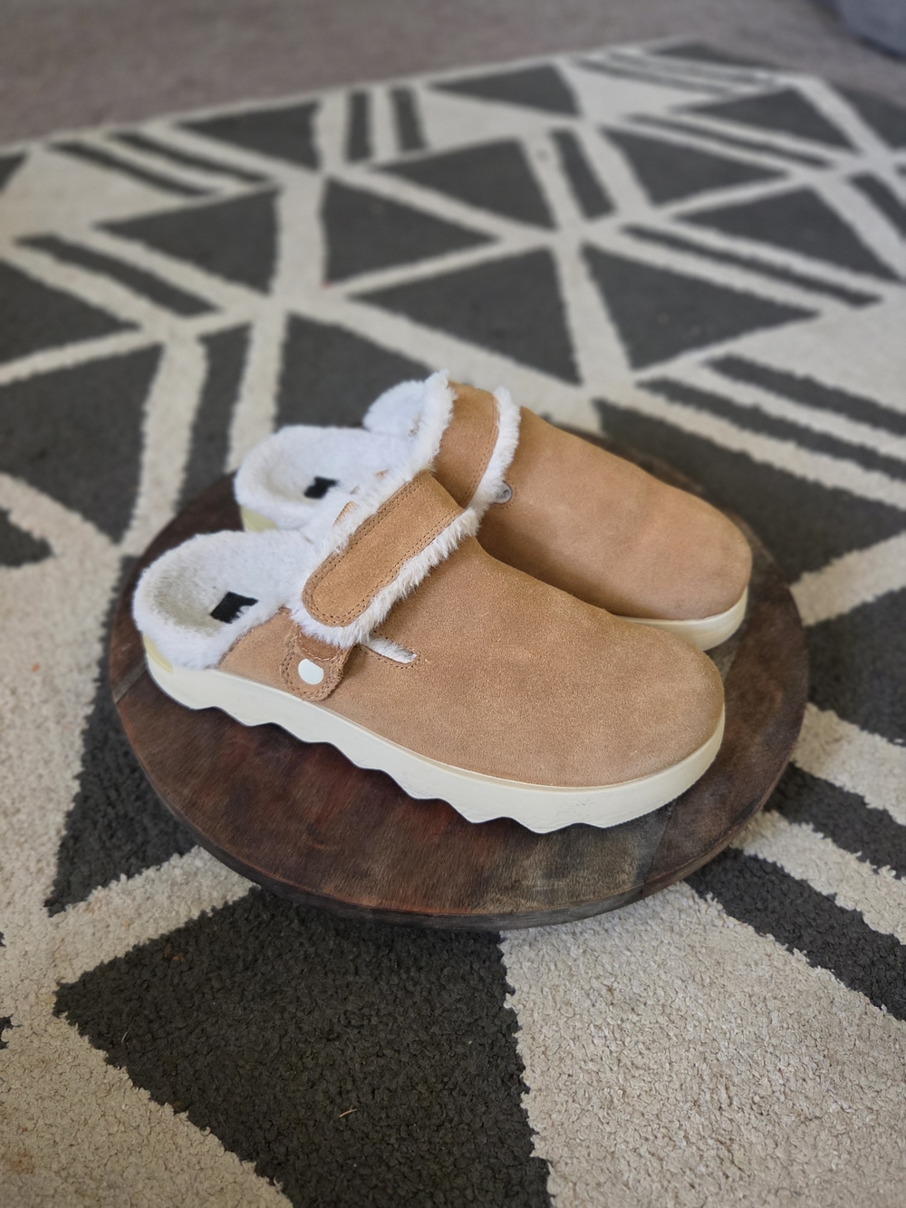 Sorel Women's Faux-Suede Clog Slippers - Camel with White Lining